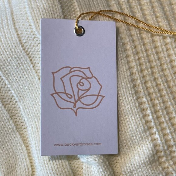 Backyard Roses Stacey Ivory Cable -Knit Cropped Sweater - Size Small - NWT - Picture 4 of 7